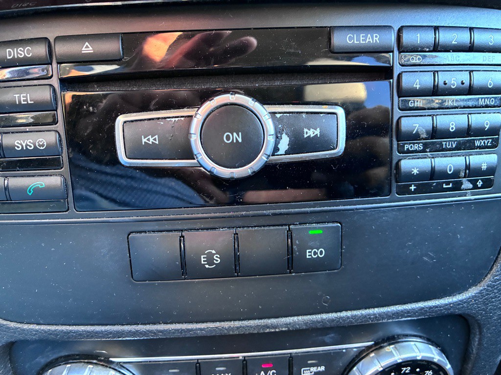 2015 Mercedes-Benz GLK-Class Image 19