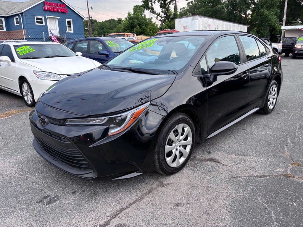 2023 Toyota Corolla Image 3