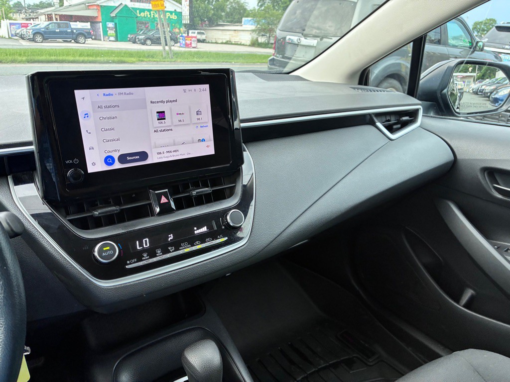 2023 Toyota Corolla Image 15