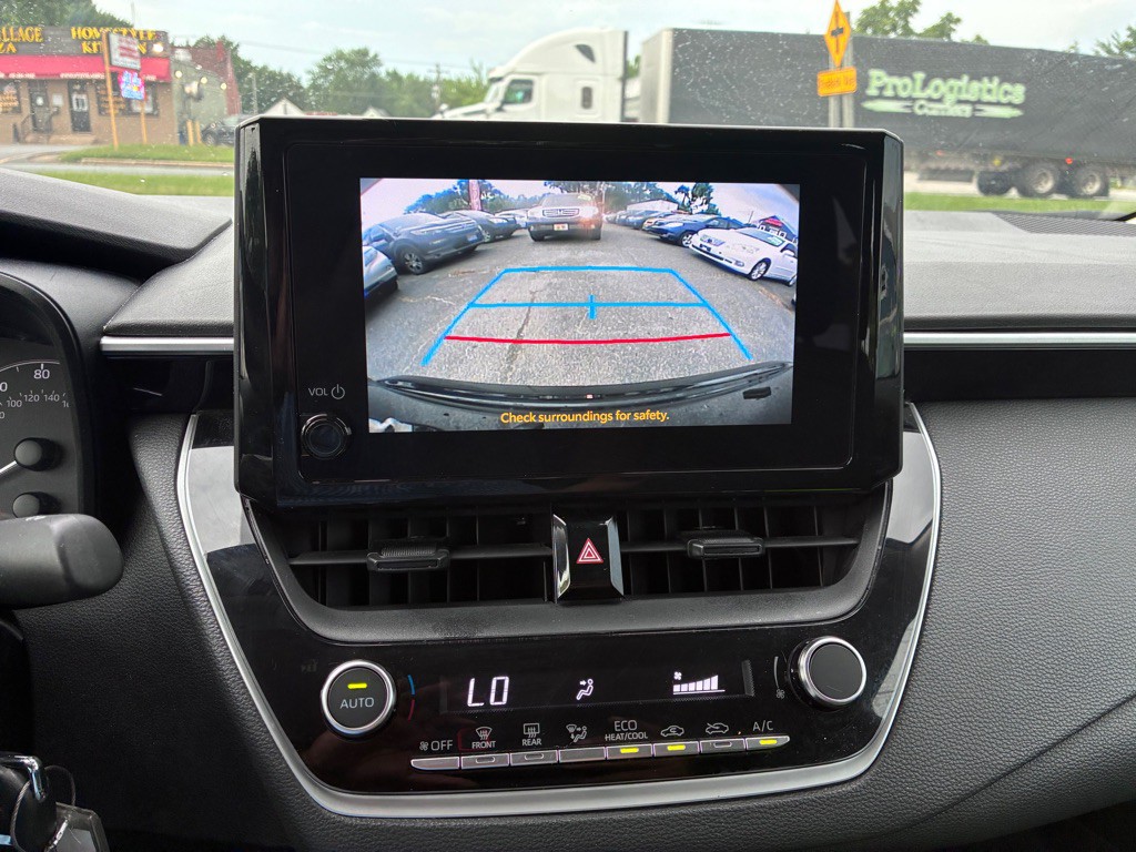 2023 Toyota Corolla Image 17