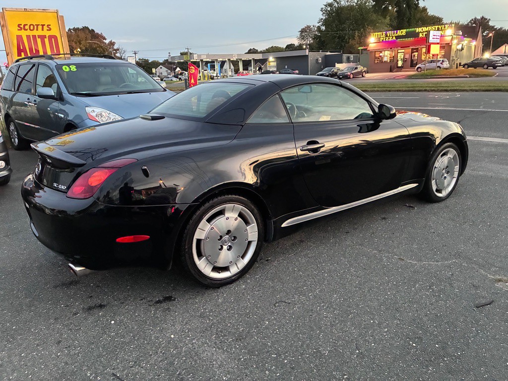 2002 Lexus SC Image 9
