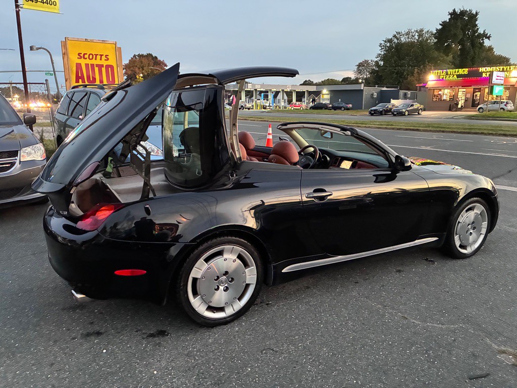 2002 Lexus SC Image 11