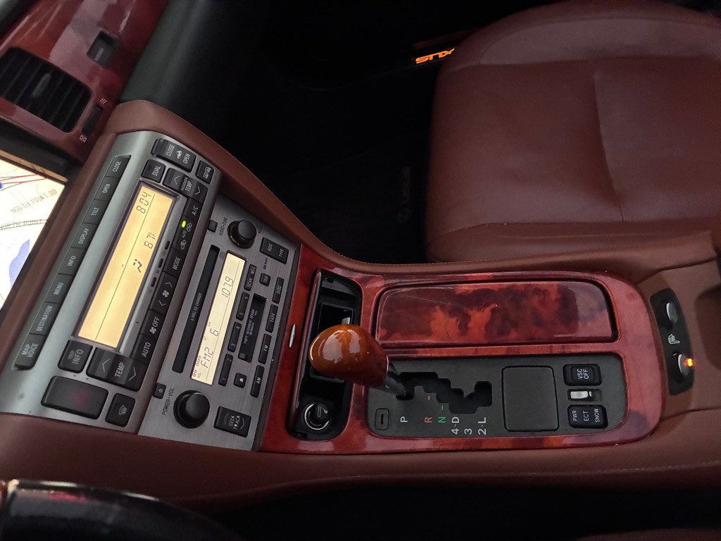 2002 Lexus SC Image 23