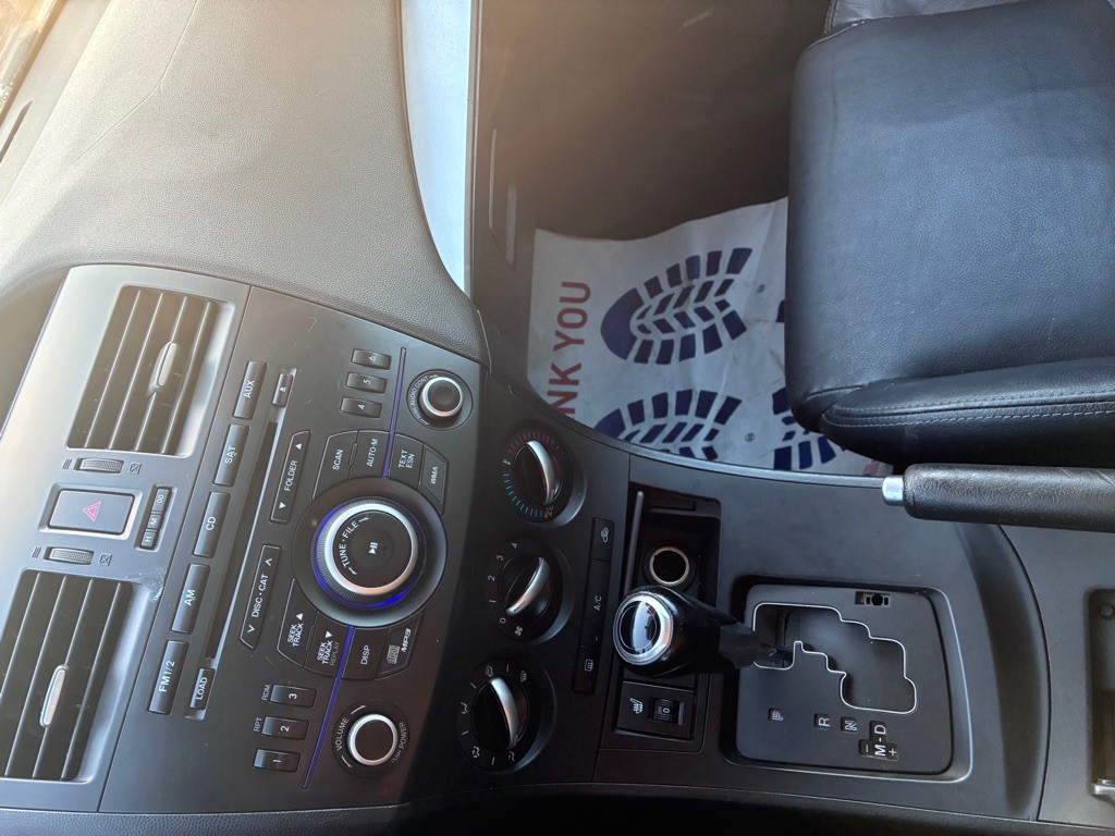 2012 Mazda Mazda3 Image 14