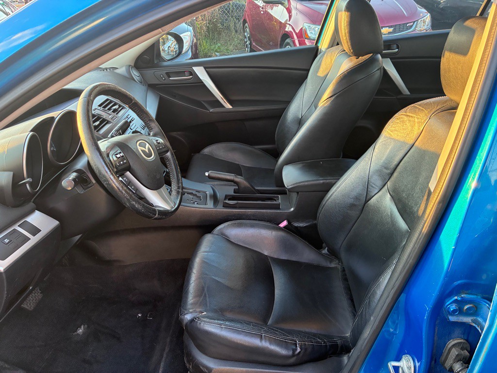 2012 Mazda Mazda3 Image 19
