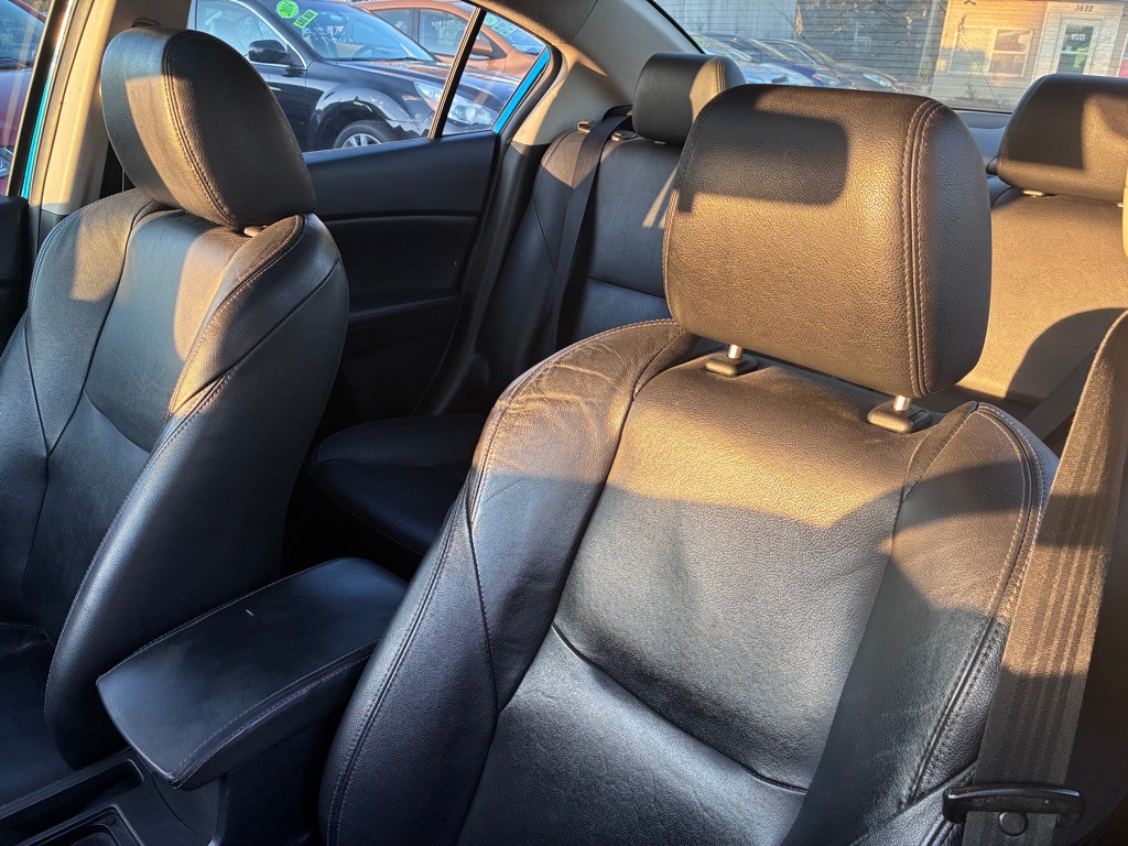 2012 Mazda Mazda3 Image 21