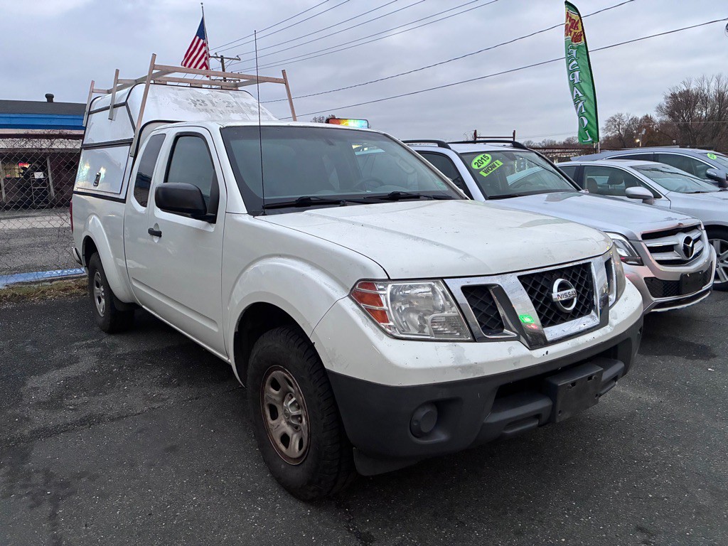 2016 Nissan Frontier Image 3