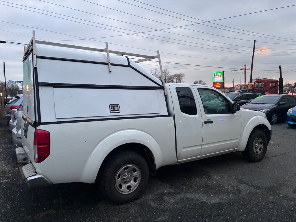 2016 Nissan Frontier Image 4