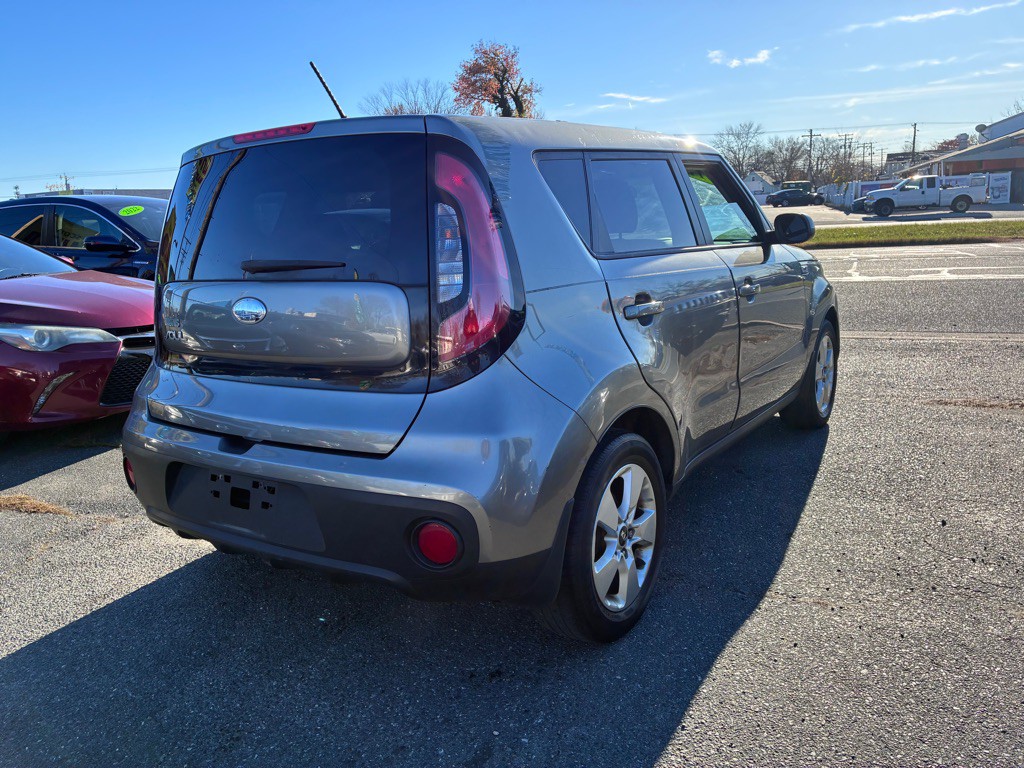 2017 Kia Soul Image 8