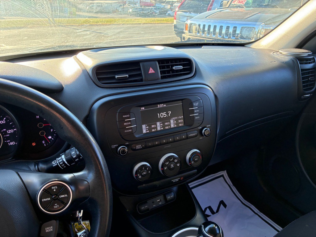 2017 Kia Soul Image 11