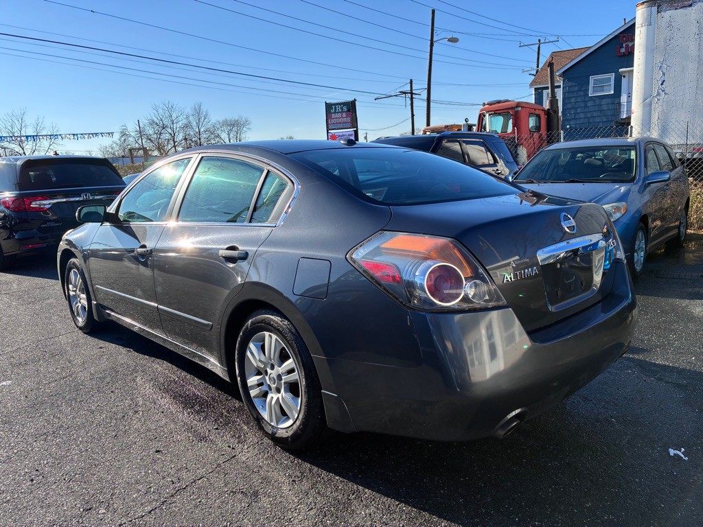2010 Nissan Altima Image 5
