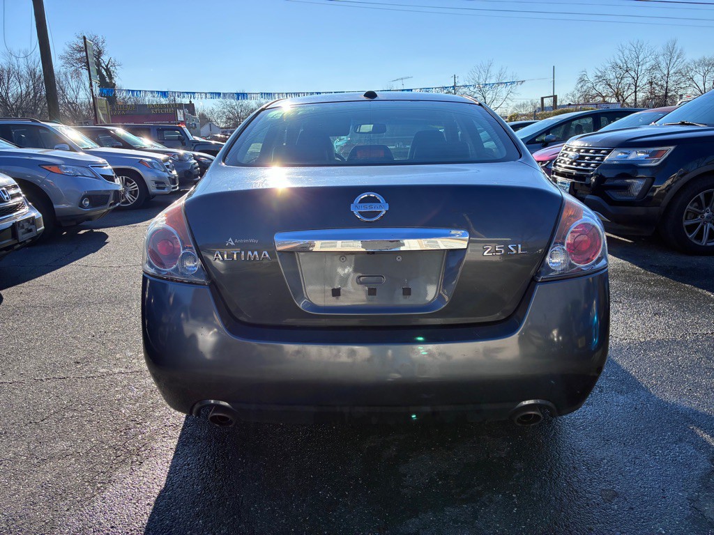 2010 Nissan Altima Image 6