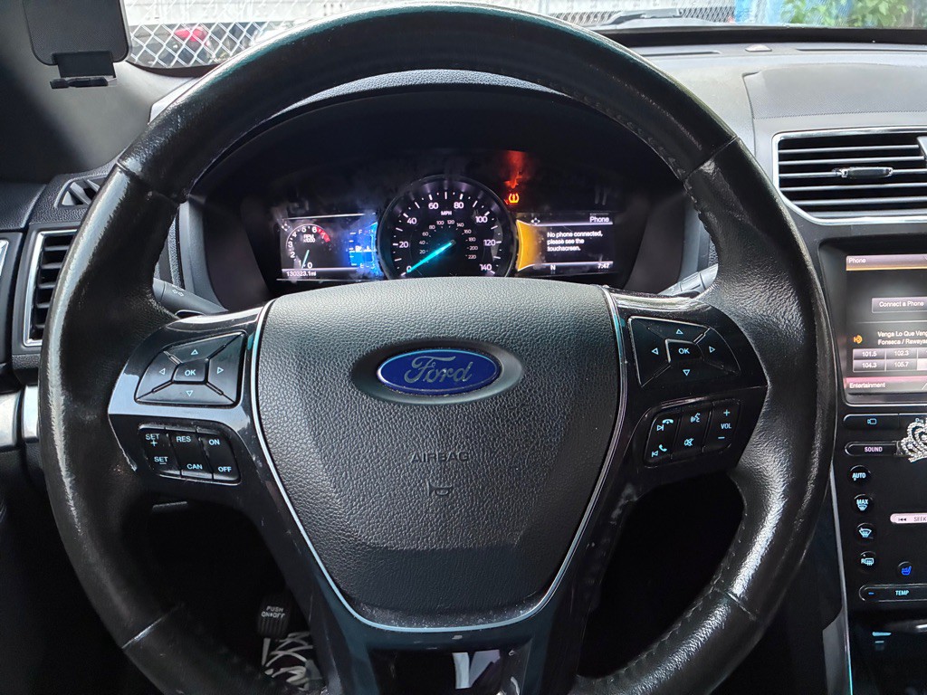 2016 Ford Explorer Image 9