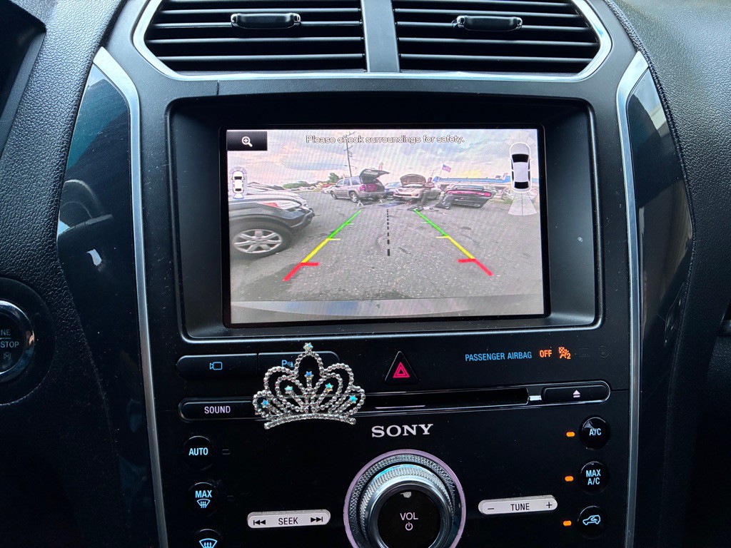 2016 Ford Explorer Image 13