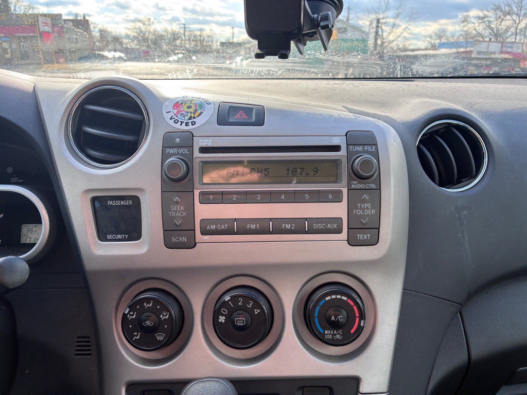 2010 Toyota Corolla Image 11