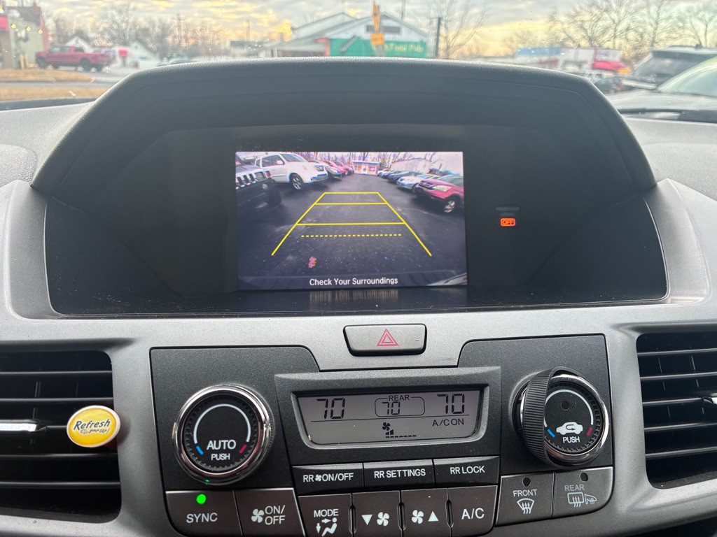 2014 Honda Odyssey Image 12