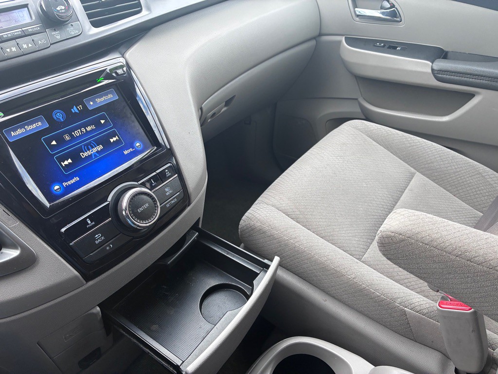 2014 Honda Odyssey Image 14