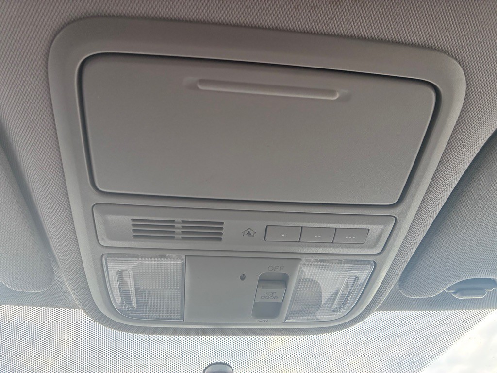 2014 Honda Odyssey Image 15