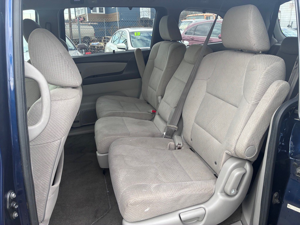 2014 Honda Odyssey Image 20
