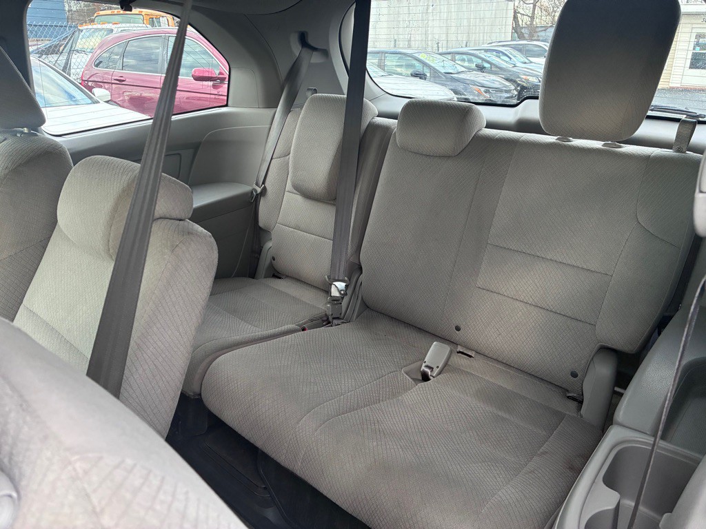 2014 Honda Odyssey Image 21