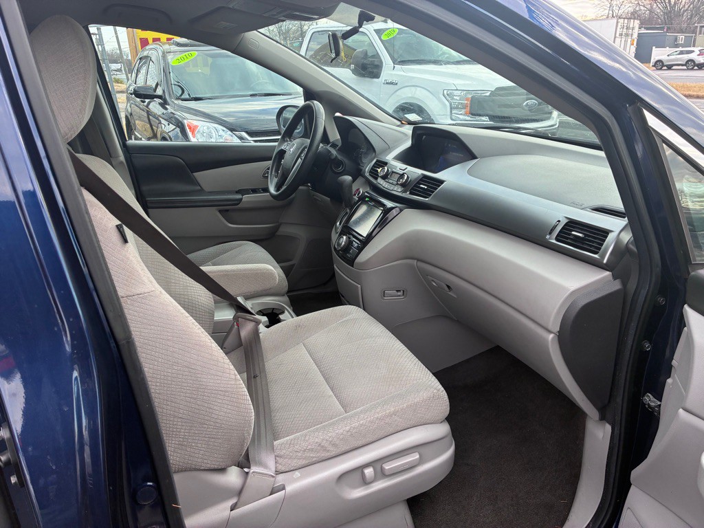 2014 Honda Odyssey Image 24
