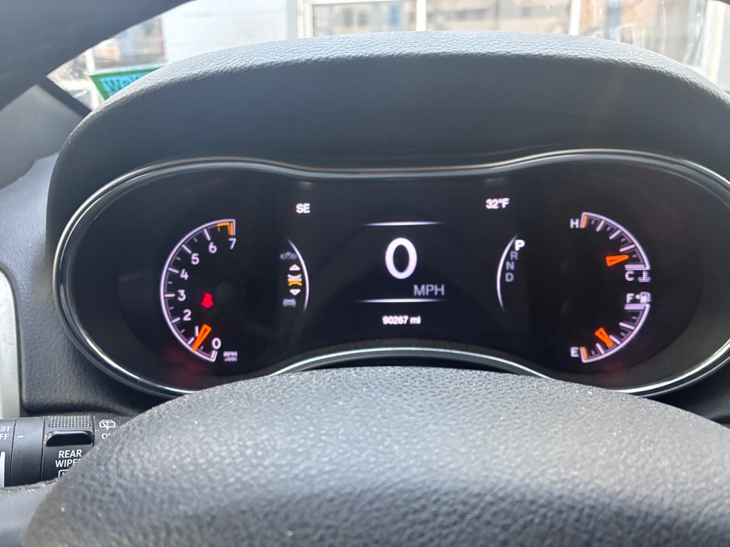 2018 Jeep Grand Cherokee Image 12