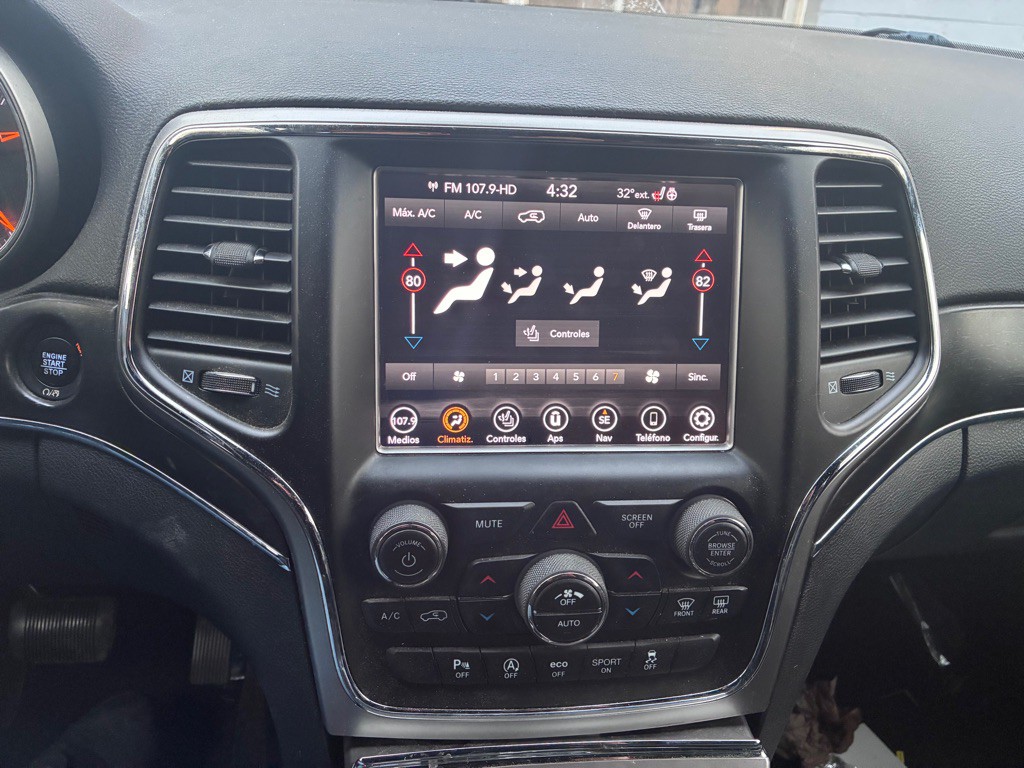 2018 Jeep Grand Cherokee Image 15