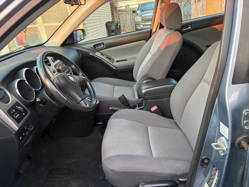 2005 Toyota Corolla Image 9