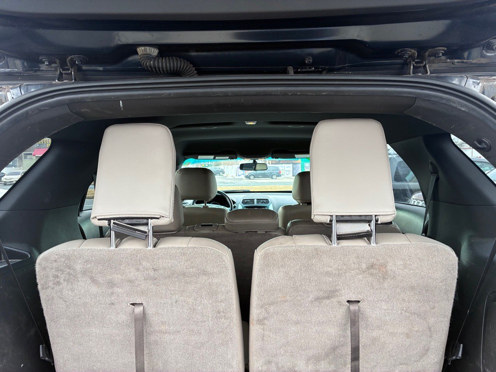 2015 Ford Explorer Image 9