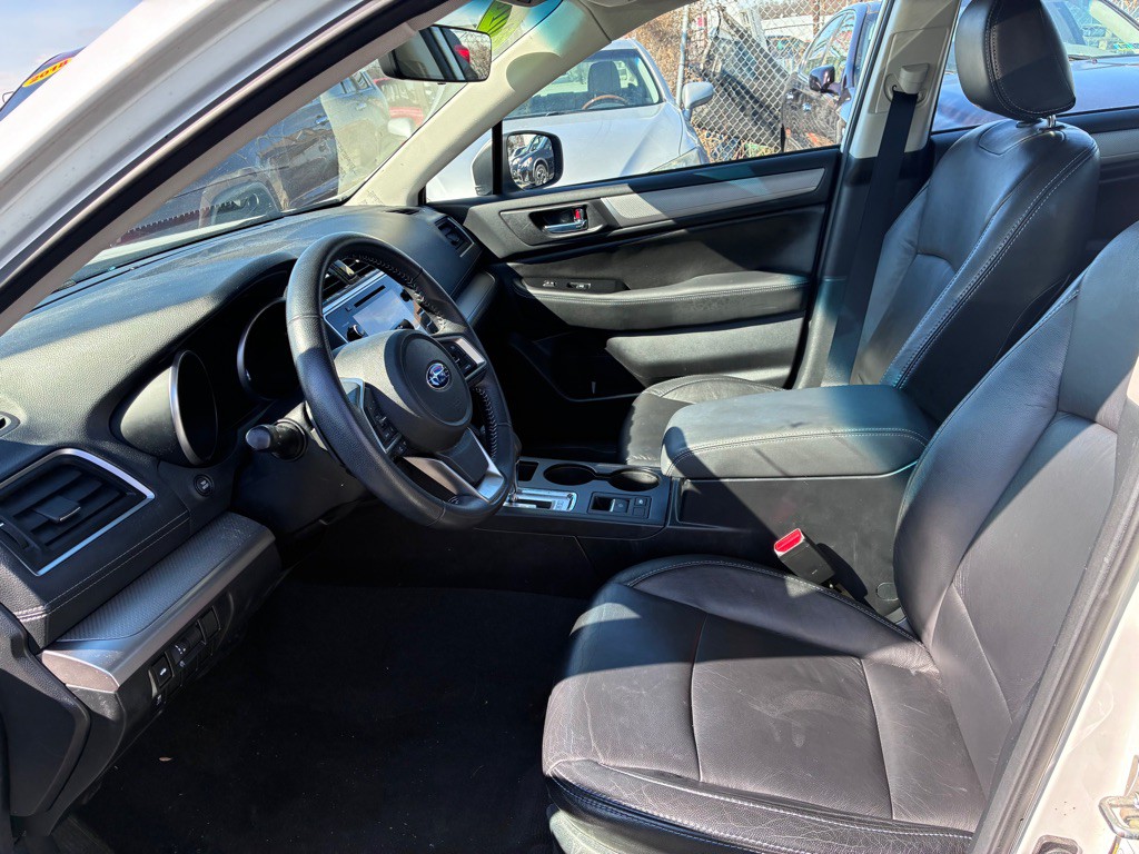 2018 Subaru Legacy Image 15