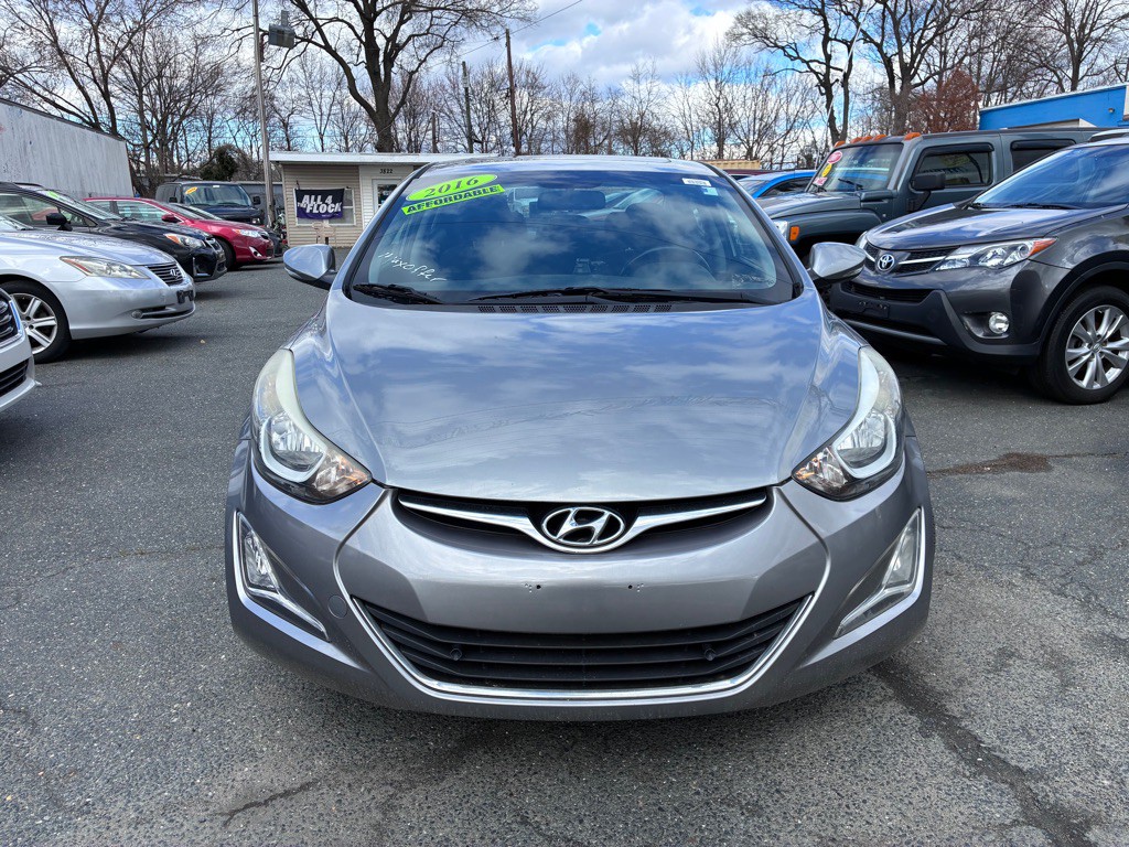 2016 Hyundai Elantra Image 2