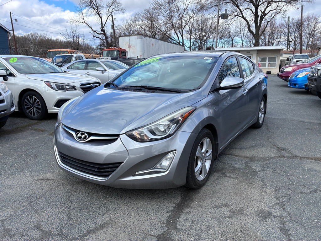 2016 Hyundai Elantra Image 3