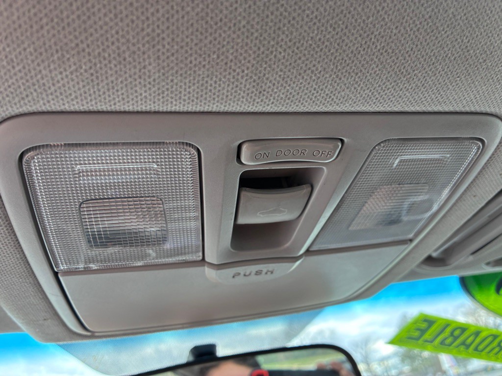 2016 Hyundai Elantra Image 14