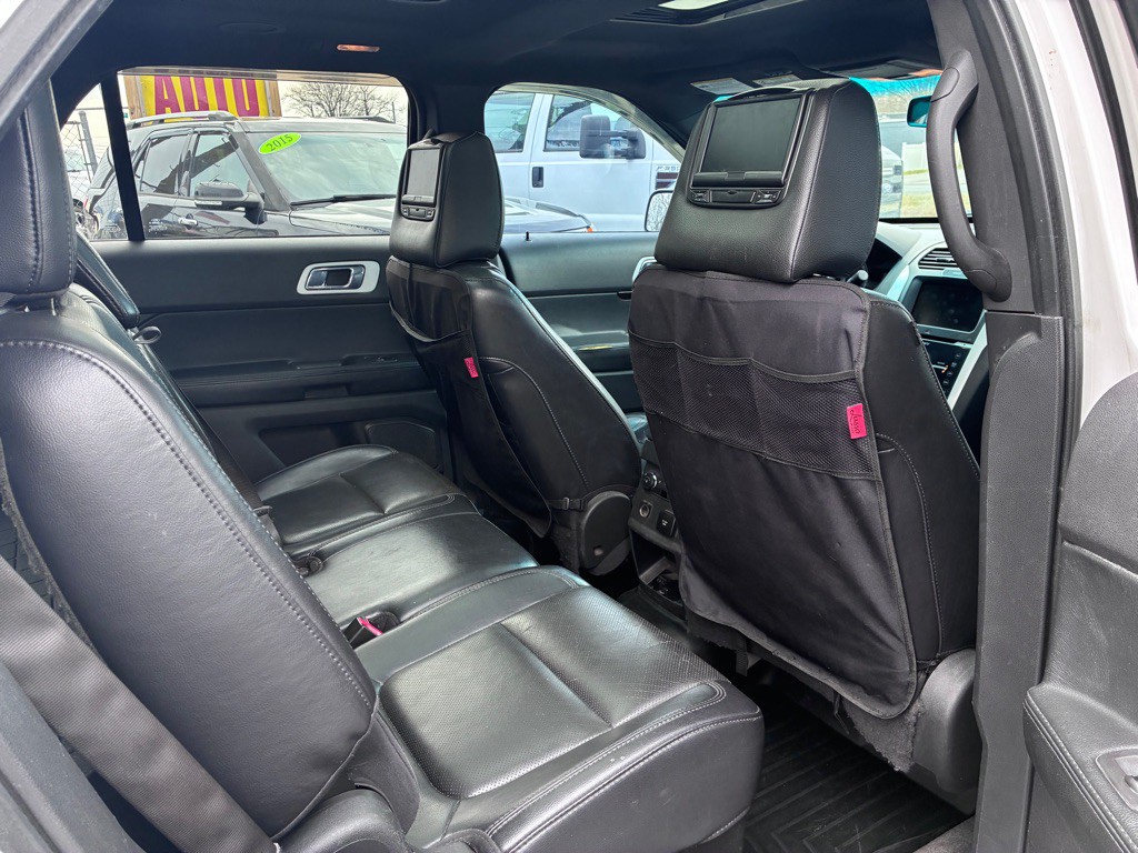 2012 Ford Explorer Image 28