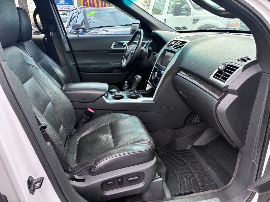 2012 Ford Explorer Image 29