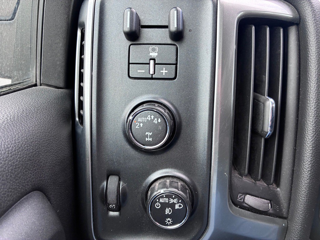 2017 Chevrolet Silverado 1500 Image 20