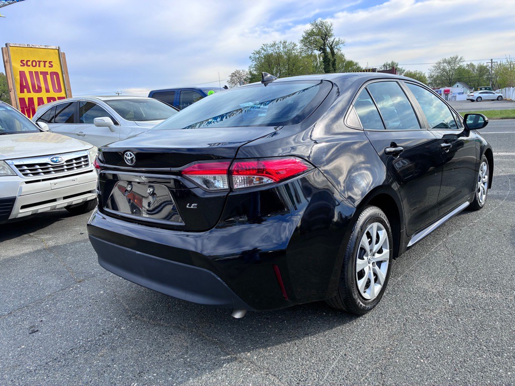 2023 Toyota Corolla Image 8