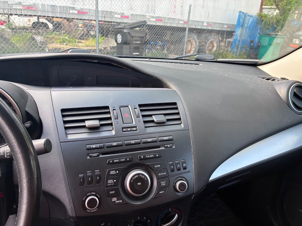 2012 Mazda Mazda3 Image 6