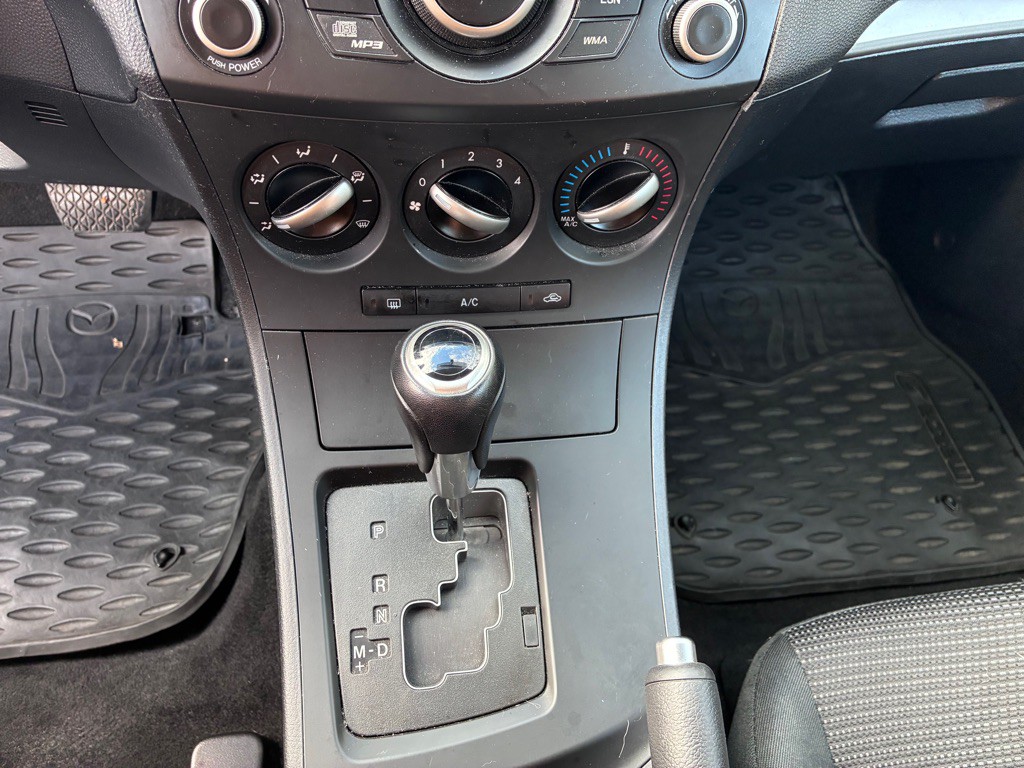 2012 Mazda Mazda3 Image 7