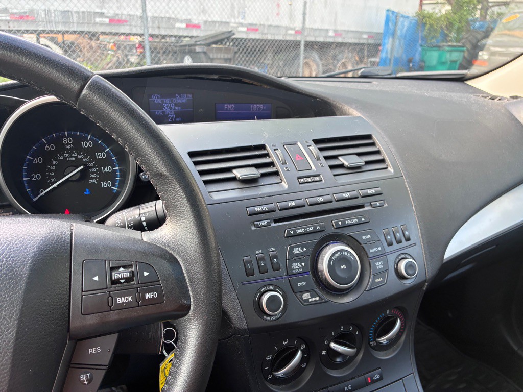 2012 Mazda Mazda3 Image 14