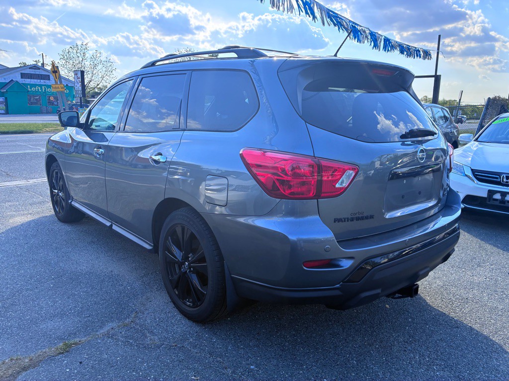2018 Nissan Pathfinder Image 5