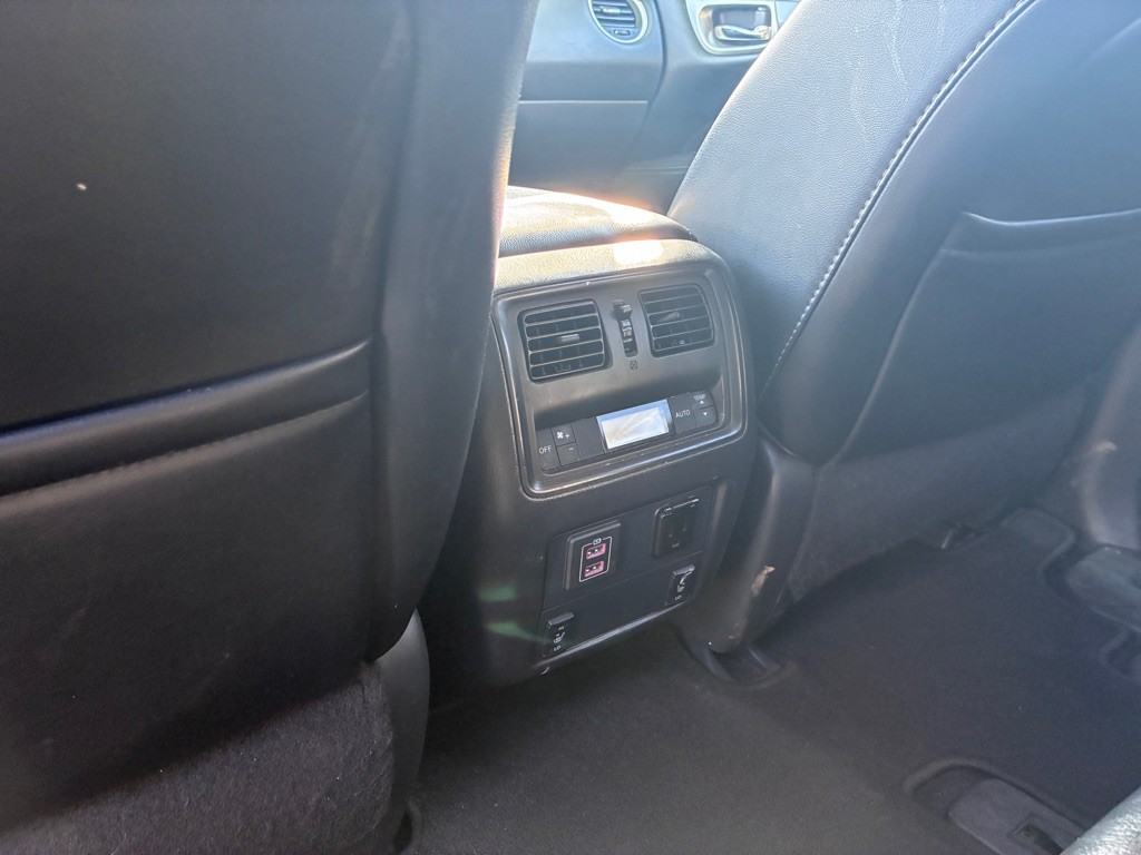 2018 Nissan Pathfinder Image 15