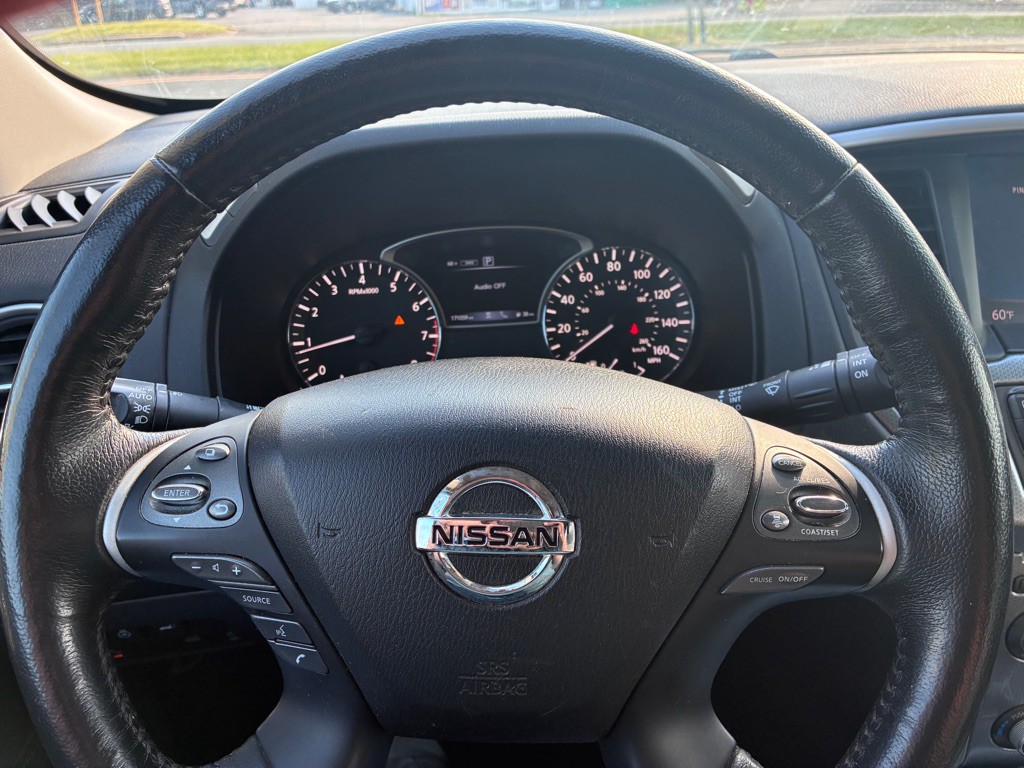 2018 Nissan Pathfinder Image 22