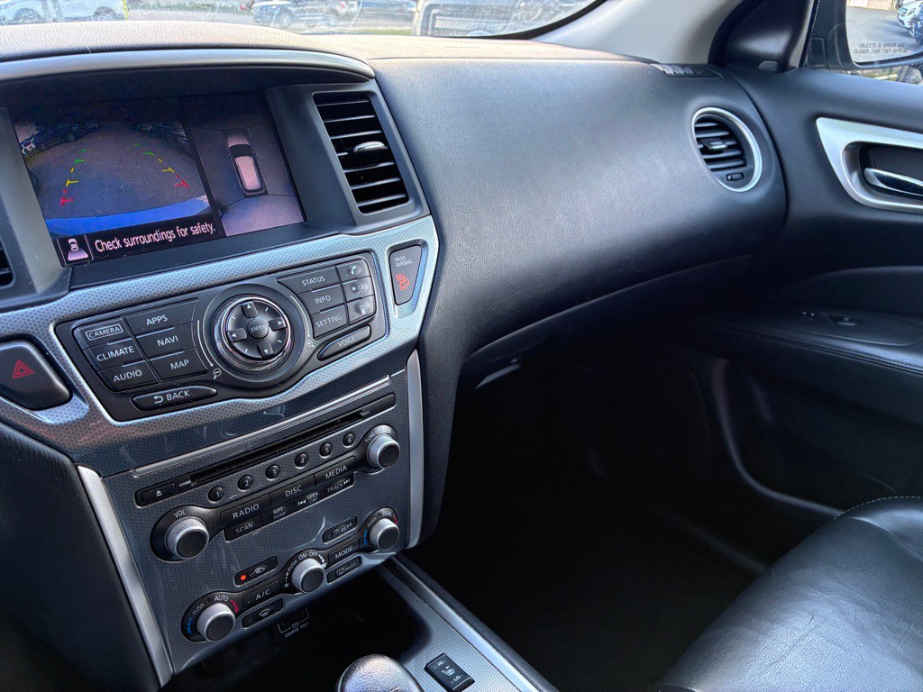 2018 Nissan Pathfinder Image 30
