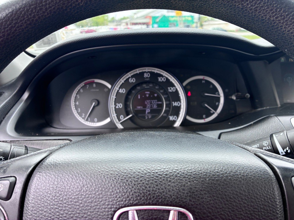 2015 Honda Accord Image 8