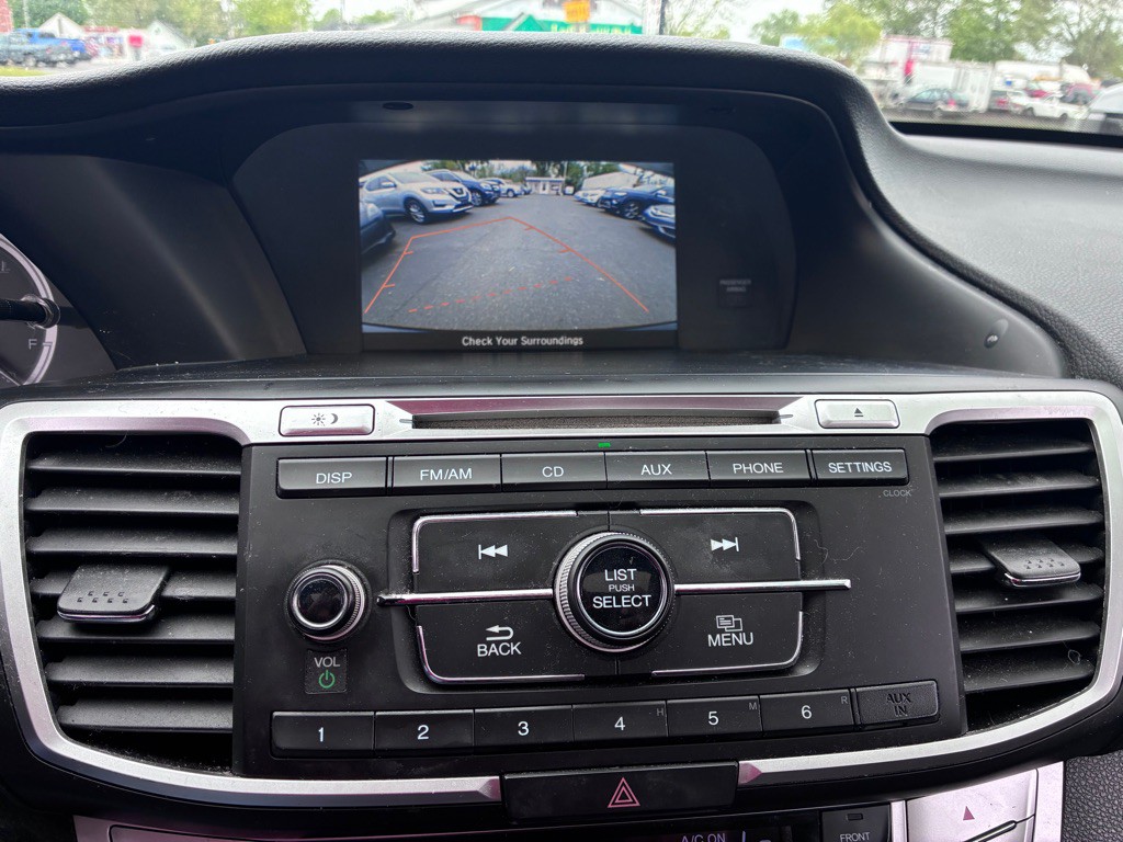 2015 Honda Accord Image 12