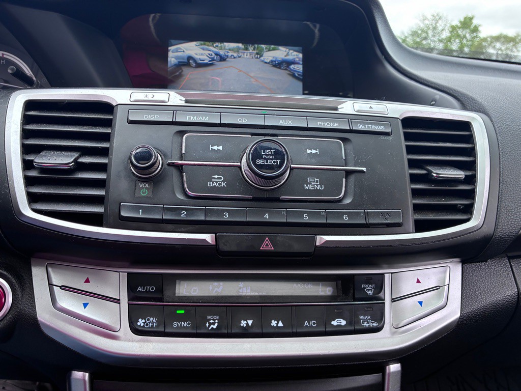 2015 Honda Accord Image 13