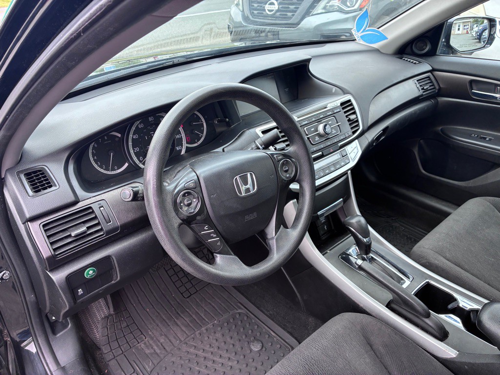 2015 Honda Accord Image 19