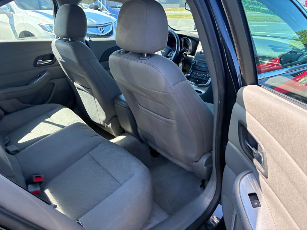 2014 Chevrolet Malibu Image 21