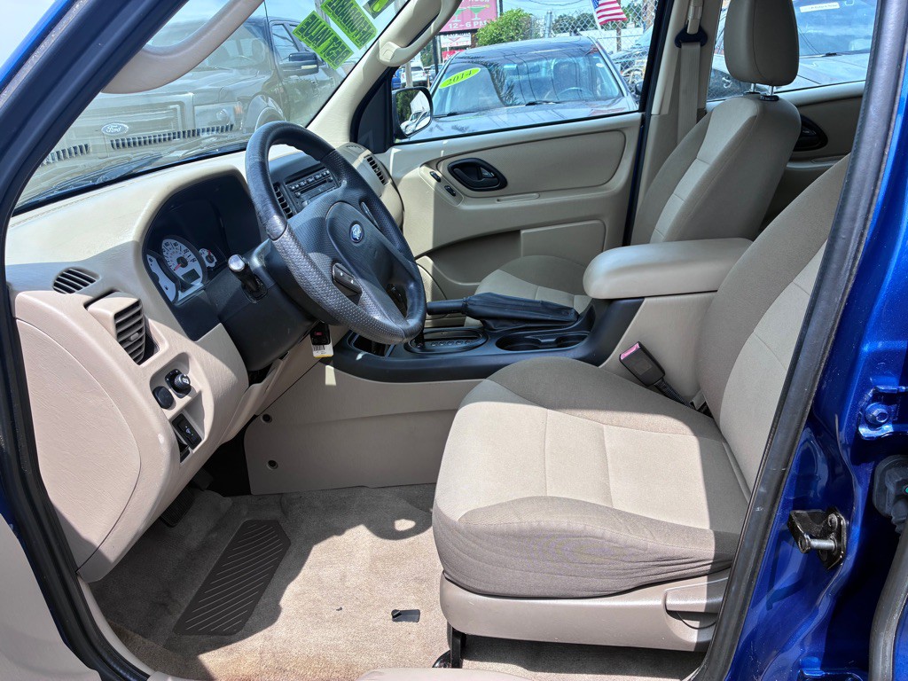 2007 Ford Escape Image 8